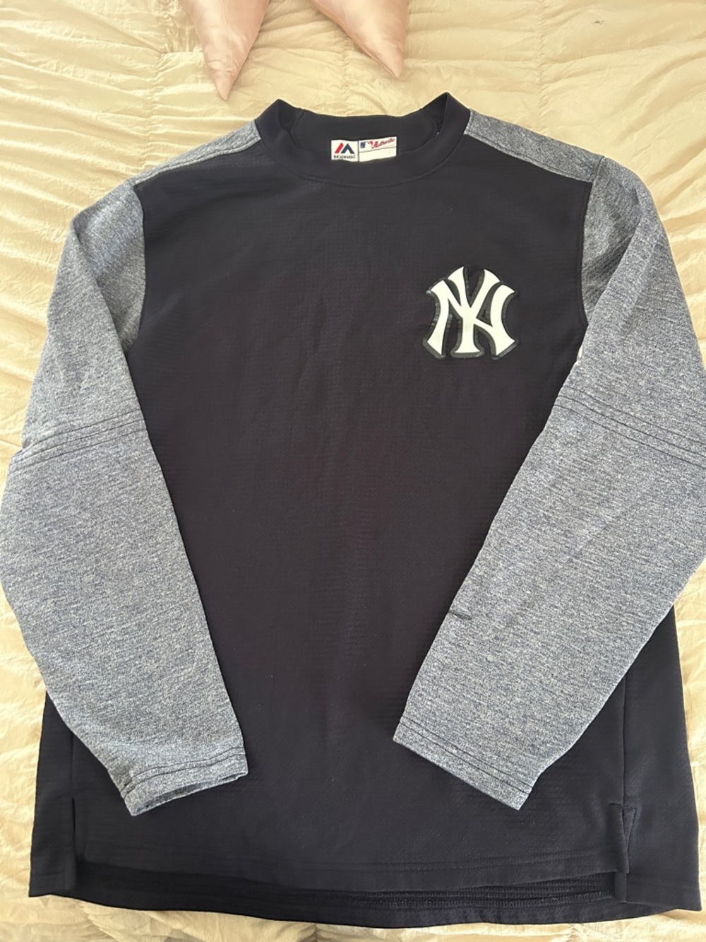 Yankees Majestic Pullover